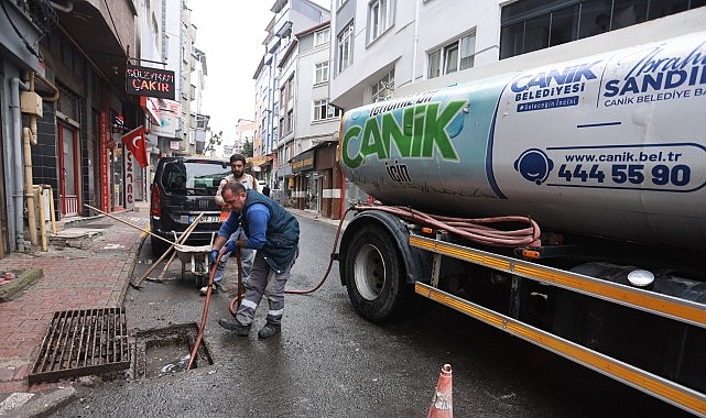 Canik Belediyesi’nden Sağanak Mesaisi: Mazgallar Temizleniyor